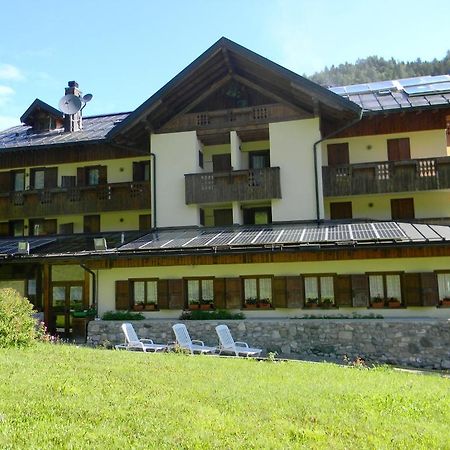 Albergo Nuoitas Forni di Sopra Εξωτερικό φωτογραφία