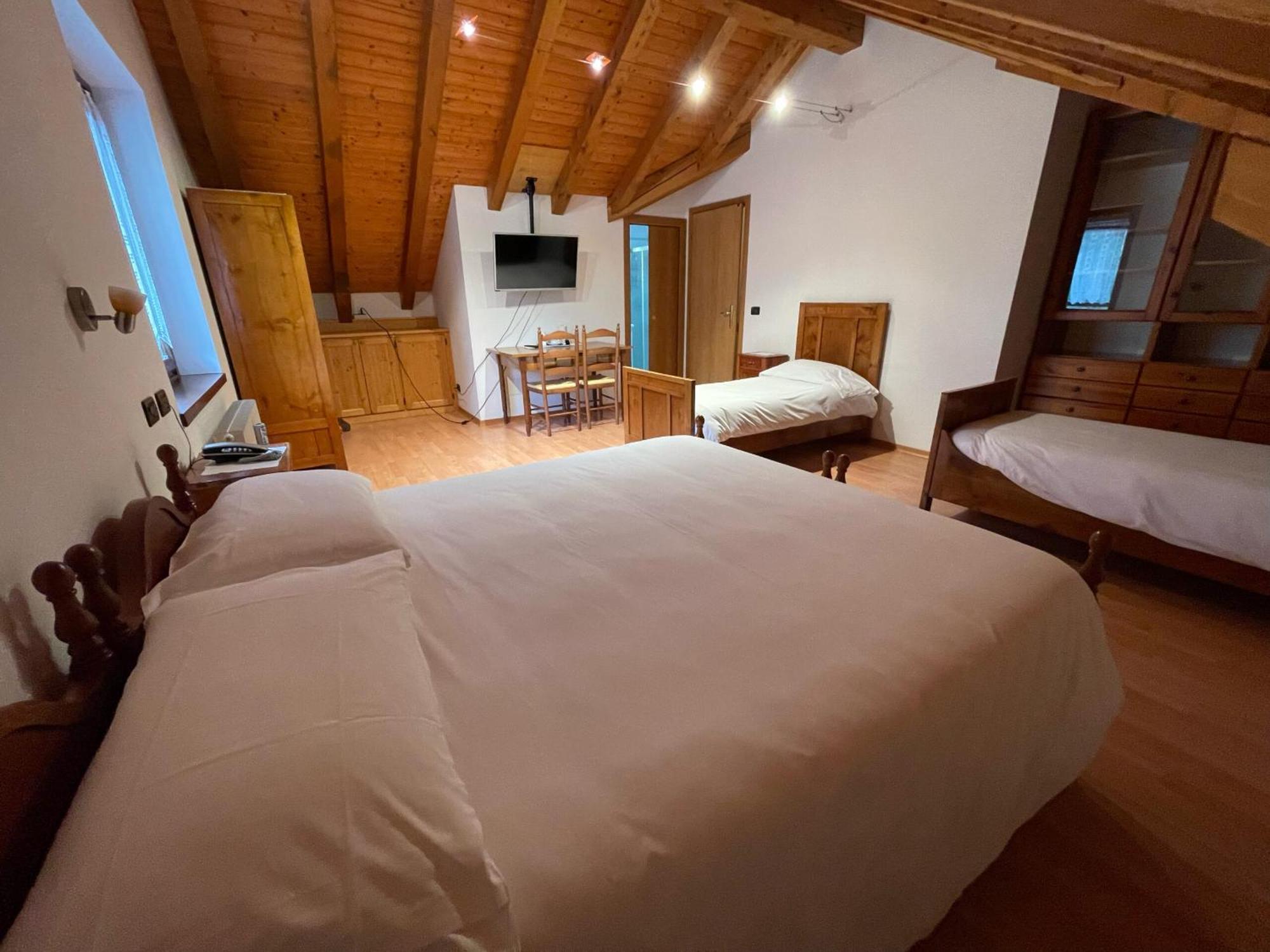 Albergo Nuoitas Forni di Sopra Εξωτερικό φωτογραφία